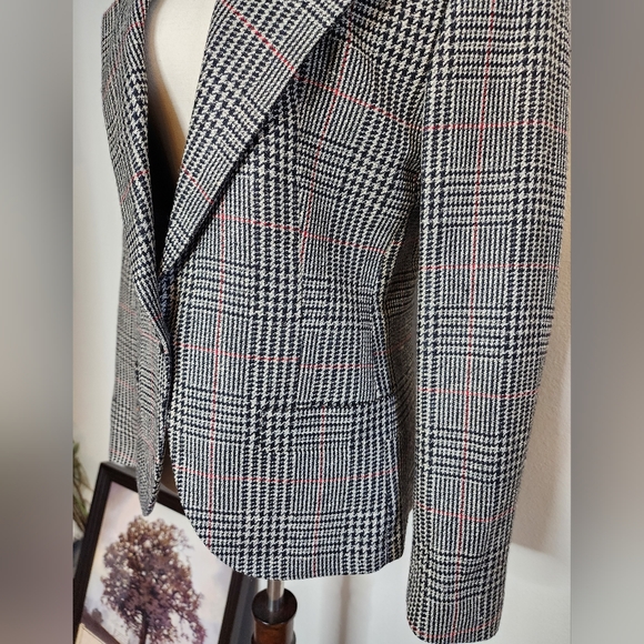 AUTHENTIC Vintage Burberry Herringbone Coat Dinner Jacket Business Elegant Luxe - Picture 3 of 15